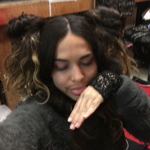 Meet your Posher, Gabriella